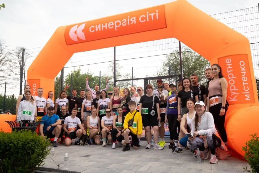 В Ірпені під час Sport Day у «Синергія Сіті» відбулася благодійна пробіжка на підтримку збору на РЕБ для захисників