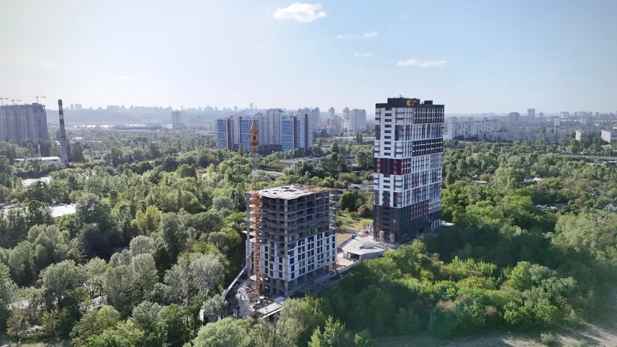 Моноліт 1 будинку ЖК «Синергія Київ» досяг екватору — вже готово 12 поверхів, рухаємо вгору! 