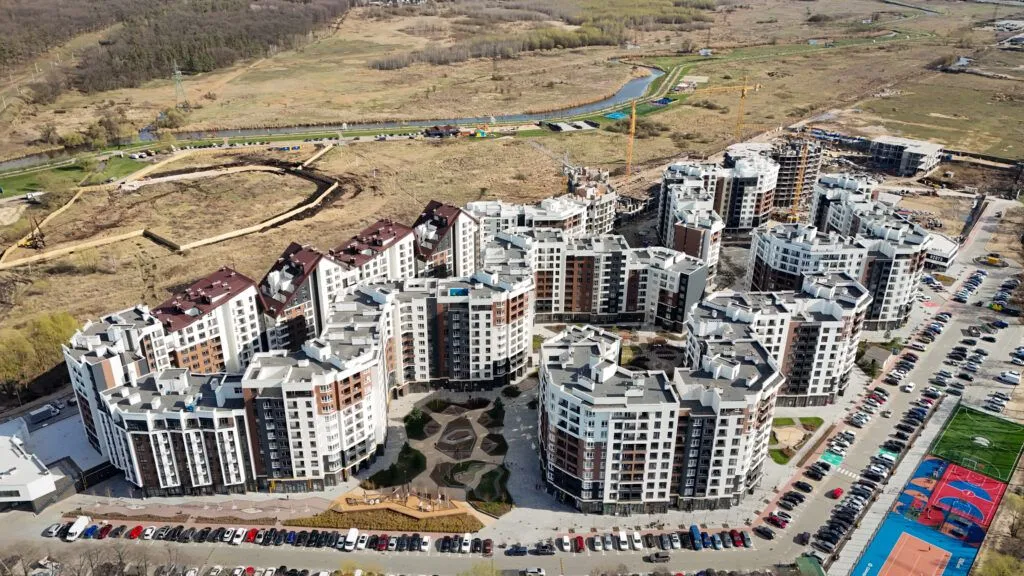 У ЖК Синергія Сіті в Ірпені здали 18-й і 19-й будинки