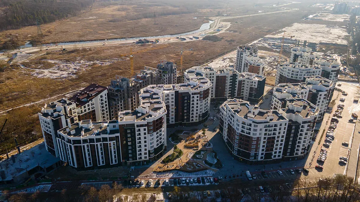 ЖК Синергія Сіті від девелопера Будівельної групи Синергія вперше визнали ЖК бізнес-класу №1 у національній премії «Вибір року 2023»