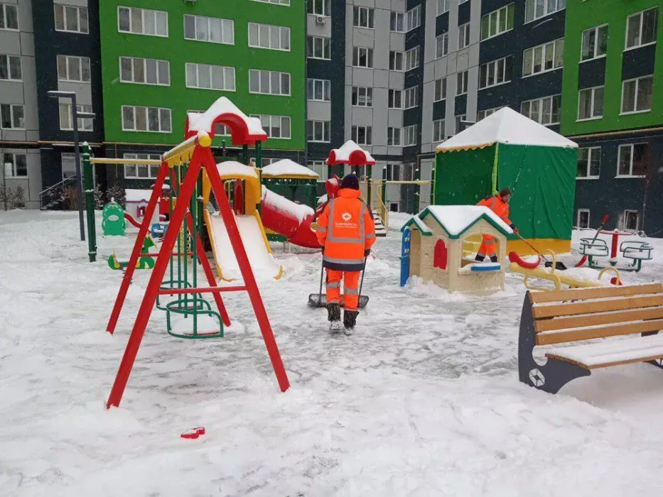 Обслуговуюча компанія "Синергія Сервіс" ідеально впоралась з першим снігом 2019 року