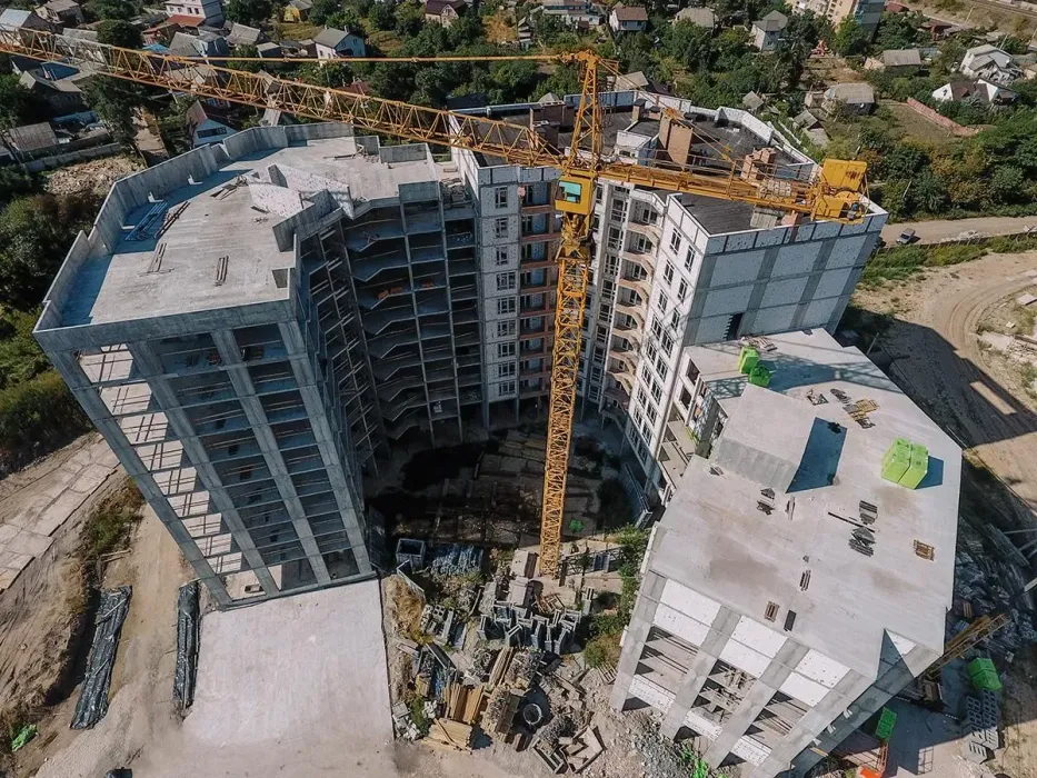 Бізнес виходить із карантину: Будівельна група “Синергія” створює робочі місця на будівництві ЖК “Синергія Сіті”