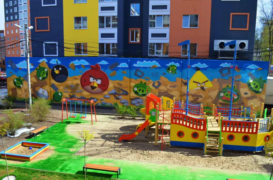 Мурал Angry birds в ЖК "Синергія 2"!