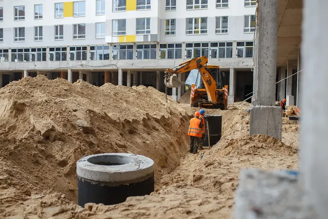 Прокладання мереж водопостачання та каналізації для ЖК Green Side йде за планом