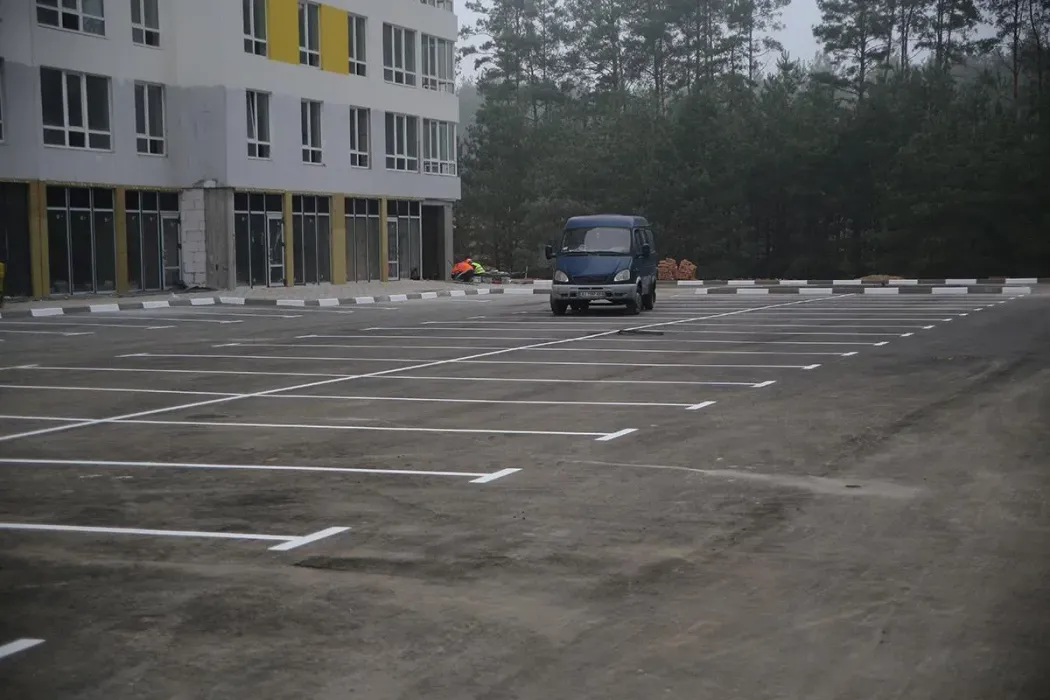 Роботи з благоустрою біля 5 черги ЖК Green Side вже розпочалися. Скоро двір-парк буде готовий!