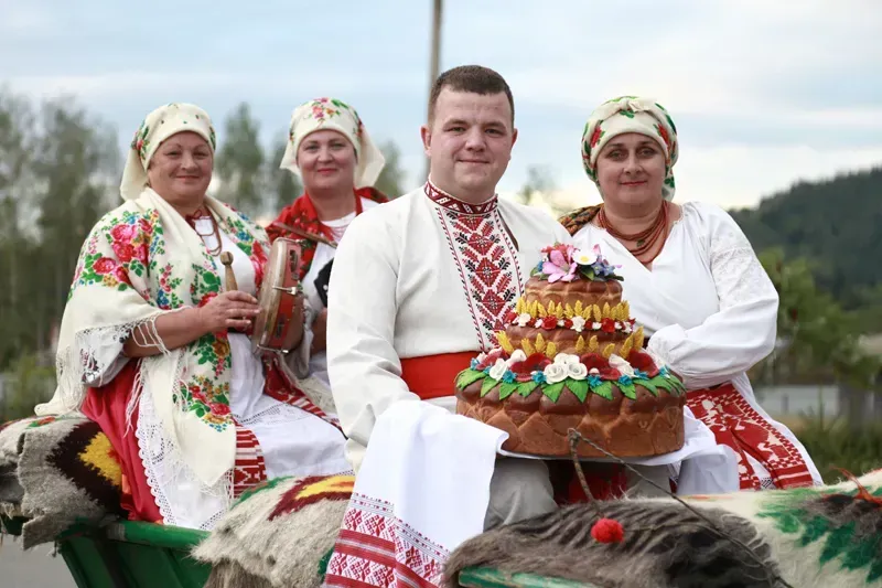 Будівельна група Синергія підтримує розвиток народного мистецтва в Ірпені