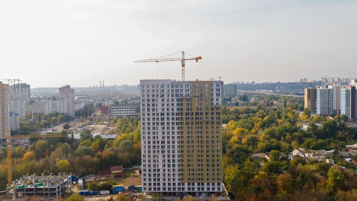 Старт фасадных работ! Утепляем 2 дом ЖК Синергия Киев минватой высочайшего качества