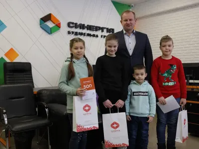 Гарно вчився — отримай грошову винагороду від Синергії! Ігор Оверко вже вп'яте привітав школярів-відмінників