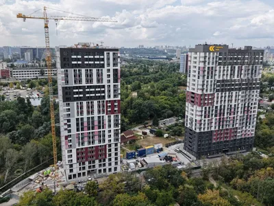 Фасад 1 будинку ЖК Синергія Київ готовий на 75%: показуємо прогрес робіт