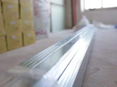 Бетон, вода і мідні труби - коли ключі від квартири в руках!