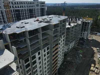 Ставимо енергоефективні вікна Rehau для комфортного життя біля парку. Ми розпочали скління 4-го будинку ЖК City Park II черга.