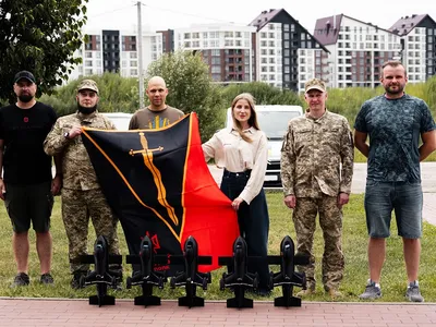 Синергія та Незламні серця передали дрони-перехоплювачі для 210 Окремого штурмового полку