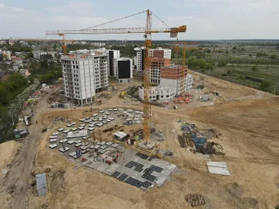Щомісячний фотозвіт з будмайданчиків Будівельної групи Синергія