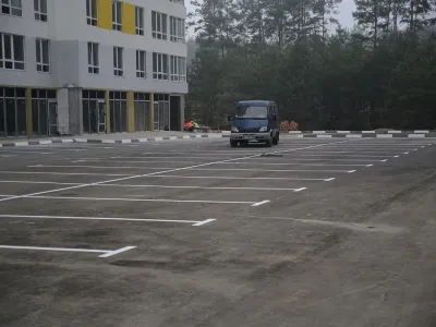 Роботи з благоустрою біля 5 черги ЖК Green Side вже розпочалися. Скоро двір-парк буде готовий!