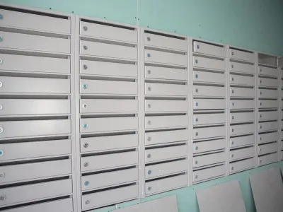 Продовжуємо влаштування вхідної групи в 5-му будинку Синергія 3+