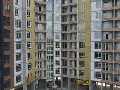 Старт фасадних робіт! Утеплюємо 10-ту секцію ЖК Синергія Сіті мінватою найвищої якості