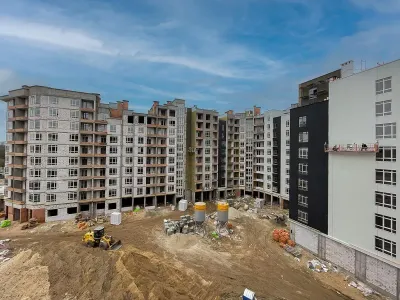 Хід будівництва об’єктів Будівельної групи Синергія в Ірпені за жовтень 2022