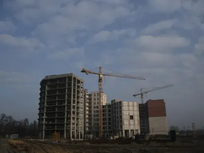 В Ірпені відновили будівництво загальноосвітньої школи і житлового комплексу "Синергія Сіті"