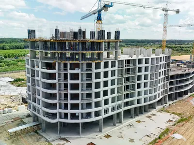 У новій черзі Синергія Сіті розпочали встановлення вікон