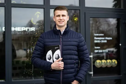 Менеджер з продажів — Павло Кисельов