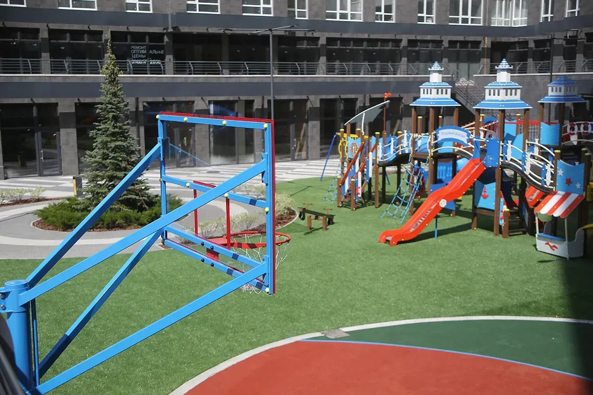 В ЖК Green Side вже готовий новий майданчик для стрітболу - 1
