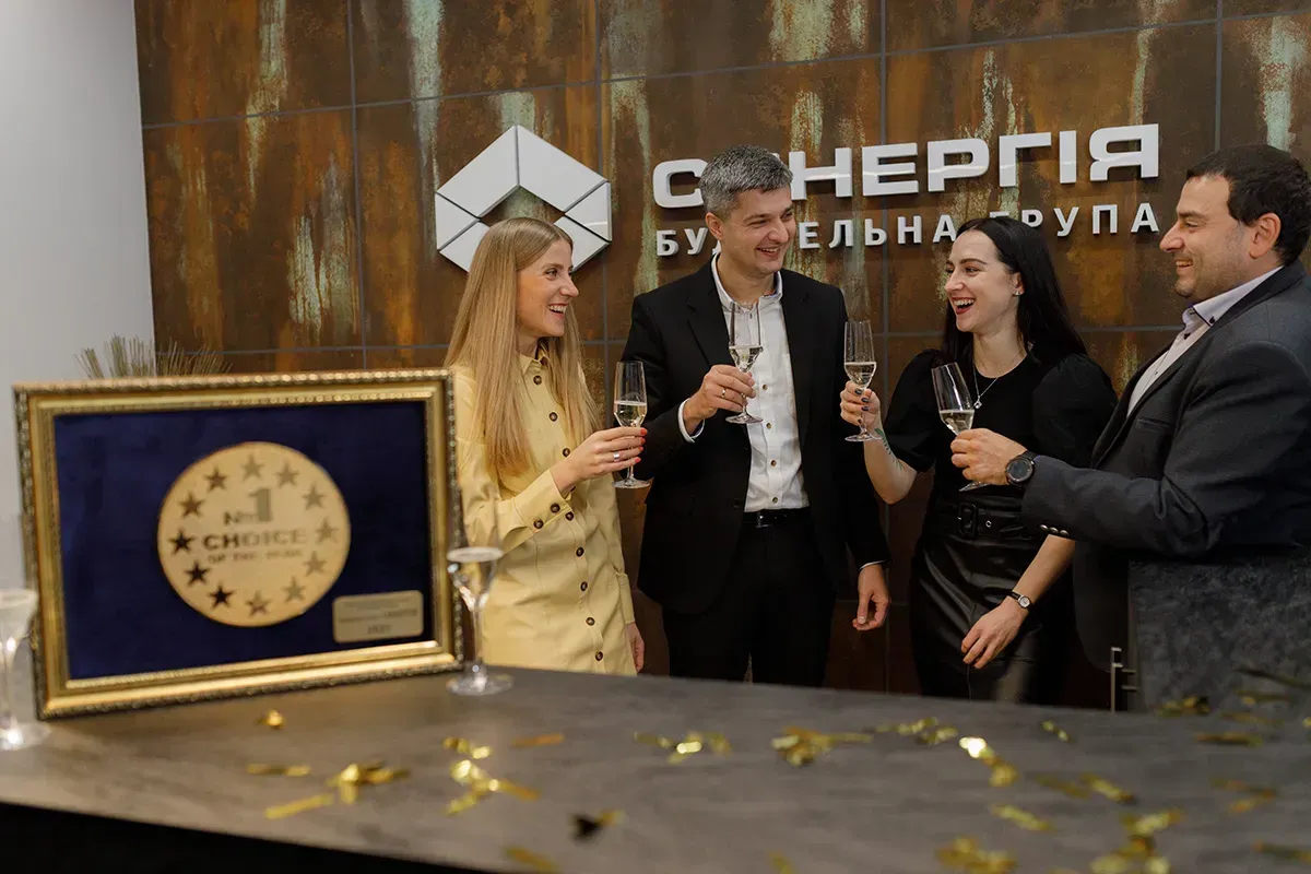 Третій рік поспіль Будівельна група Синергія здобуває статус девелопера №1 в міжнародному конкурсі “Вибір року”! - 6