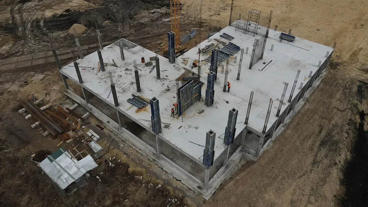 В будівництві школи-ліцею “Синергія” приступили до активних монолітних робіт першого корпусу - 3