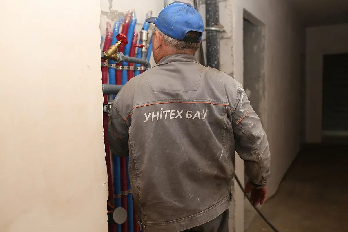Компанія “Унітех Бау” приступила до виконання внутрішньої системи опалення - 1