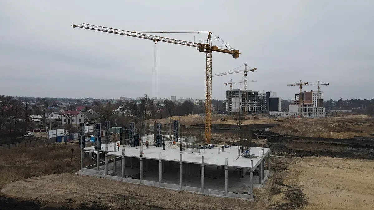 В будівництві школи-ліцею “Синергія” приступили до активних монолітних робіт першого корпусу - 2