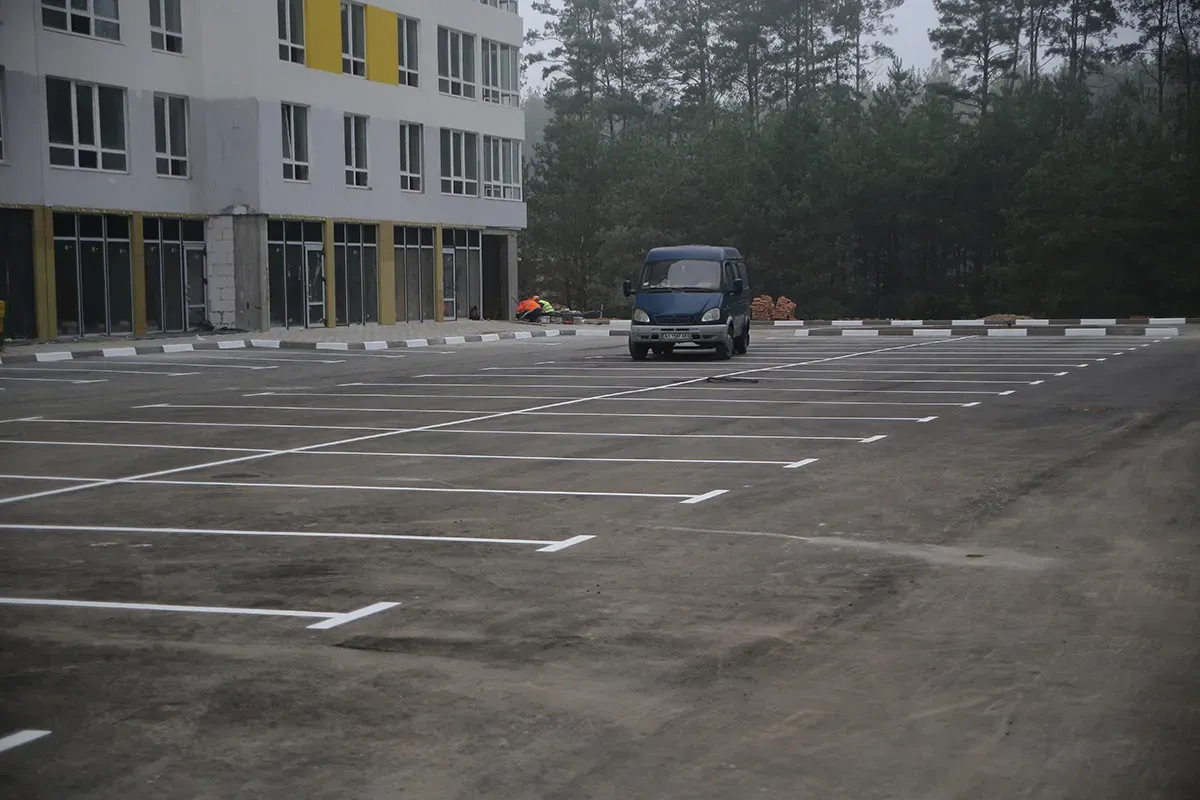 Роботи з благоустрою біля 5 черги ЖК Green Side вже розпочалися. Скоро двір-парк буде готовий! - 1